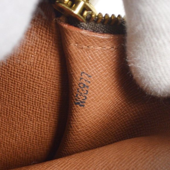 Louis Vuitton Papillon 26 Handbag Purse Monogram - Picture 6 of 10